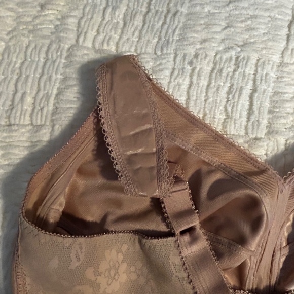 PLAYTEX 18 Hour Comfort-Strap Wireless Bra - Picture 2 of 5